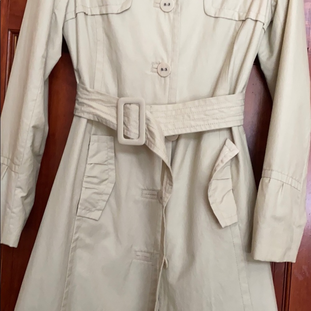 Long beige jacket - Picture 5 of 5